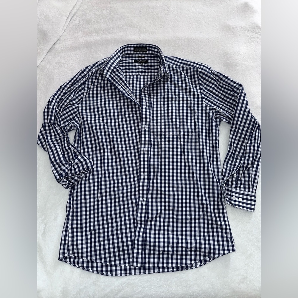 Modern fit button down shirt men’s